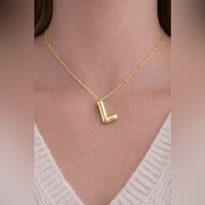 Gold L Pendant Necklace
